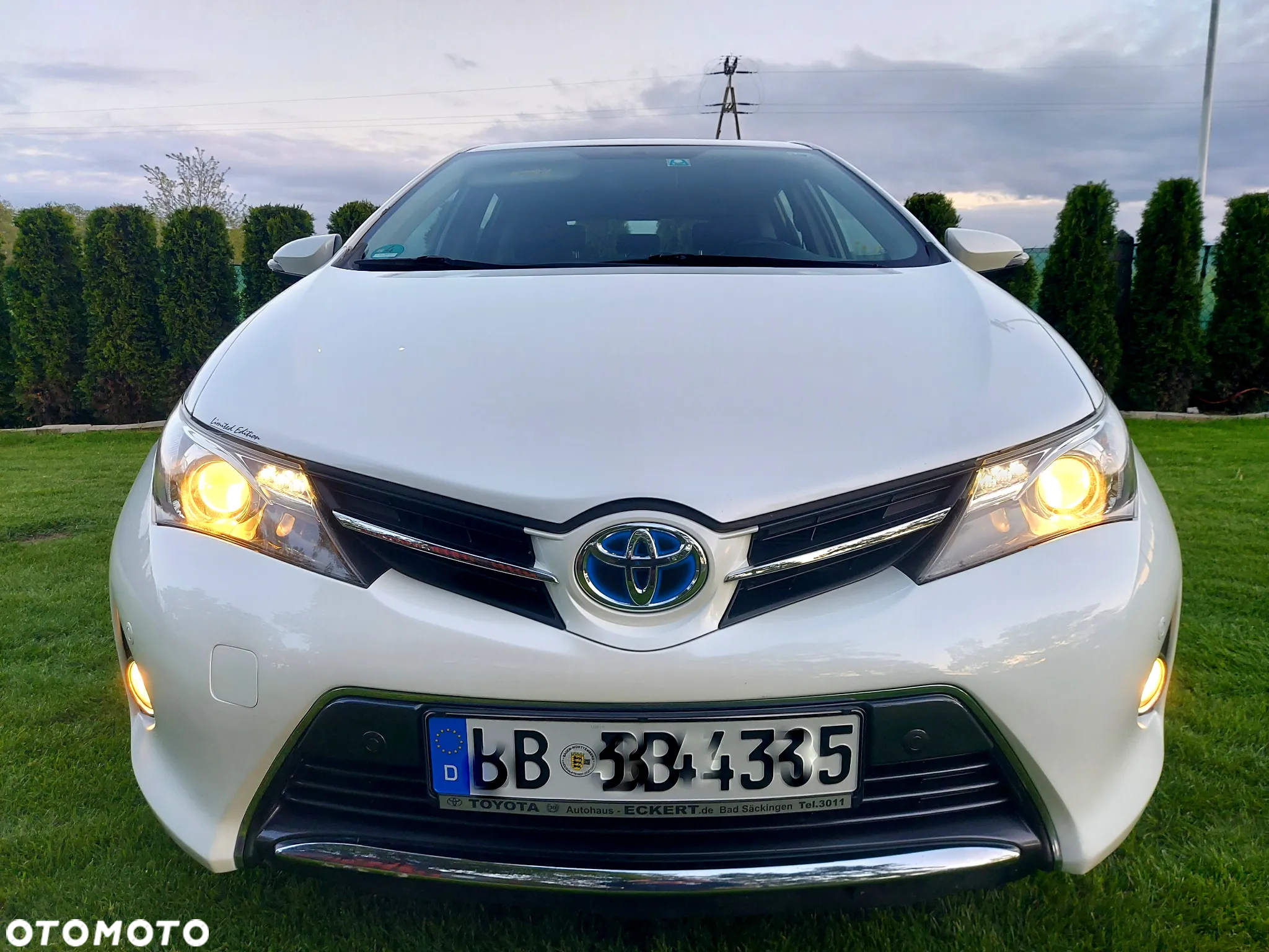 Toyota Auris 1.8 Hybrid Executive - 9
