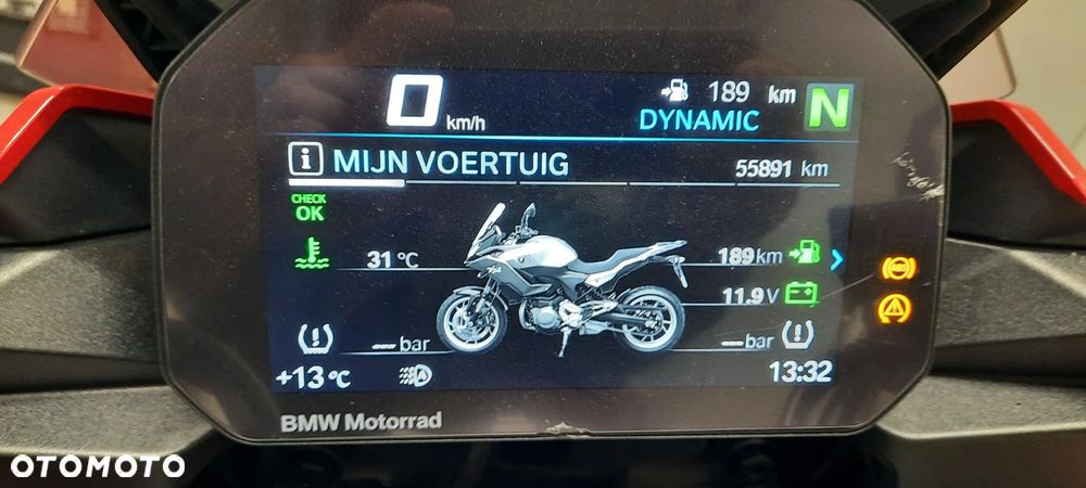BMW F - 13