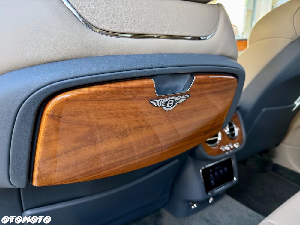 Bentley Bentayga - 23