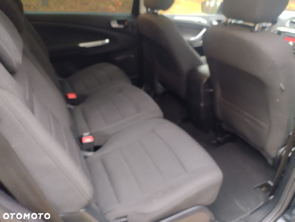 Ford S-Max 2.0 TDCi DPF Titanium - 17