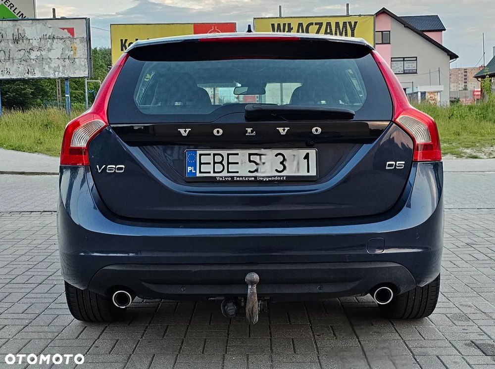 Volvo V60 D5 Geartronic Summum - 12