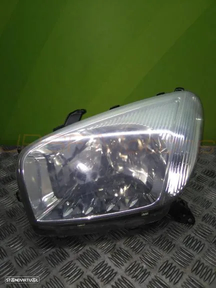 PEÇAS AUTO USADAS para Toyota RAV 4 II 2.0 D 4WD 2002 - 19