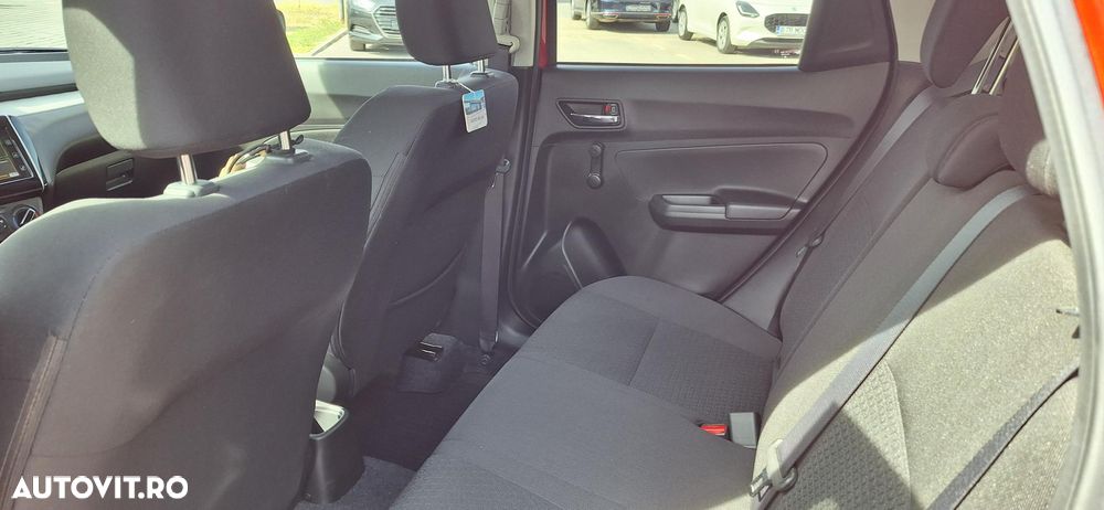 Suzuki Swift 1.2 Dualjet 12V MHEV CVT Passion - 12
