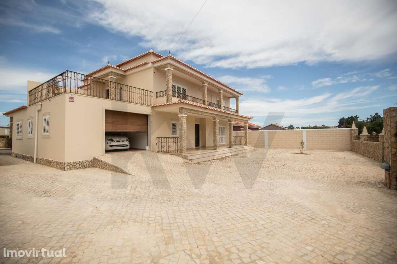 Moradia Isolada T6 com Terreno de 1.490 m2 | Quinta da Coutada - Grande imagem: 3/50