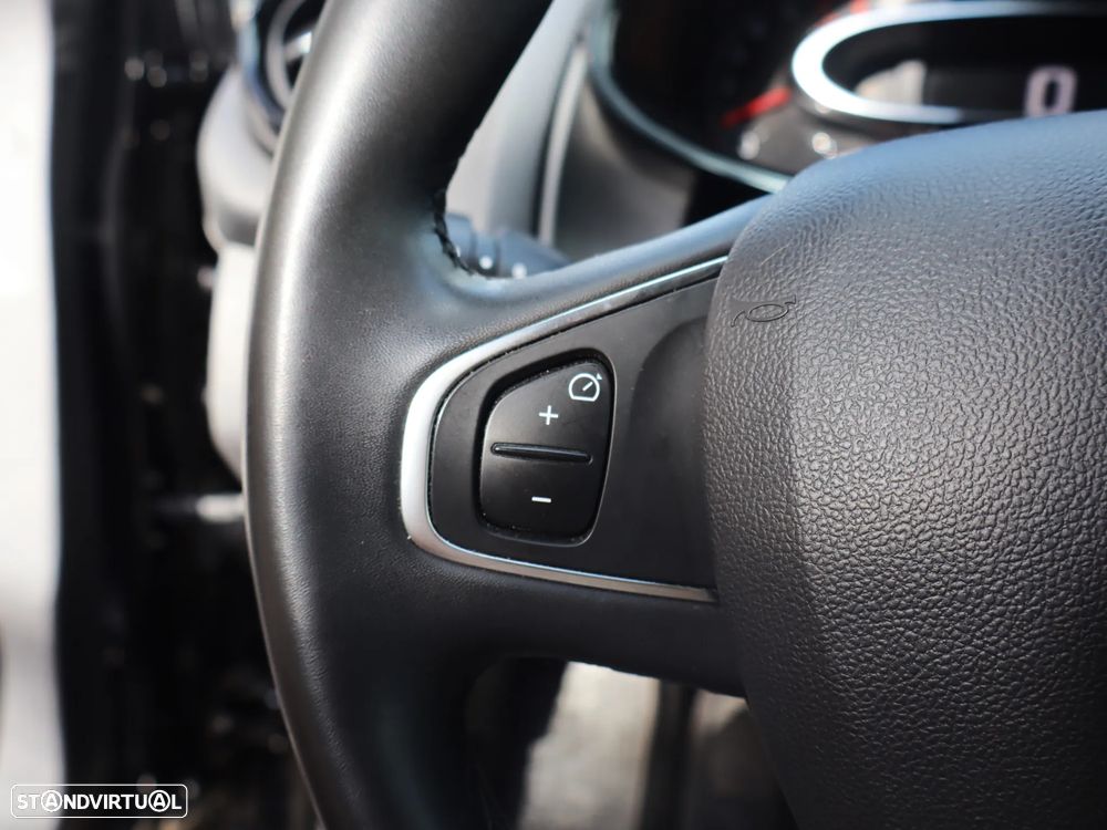 Renault Clio 0.9 TCe Limited - 11