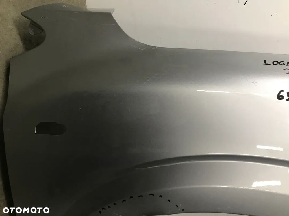 Błotnik Dacia logan III 3 20- prawy 631009535R - 3