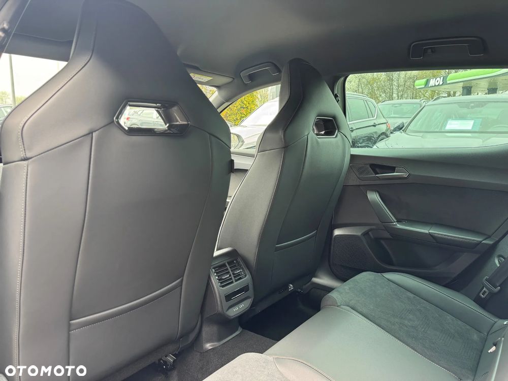 Cupra Leon 1.5 eTSI mHEV DSG - 14