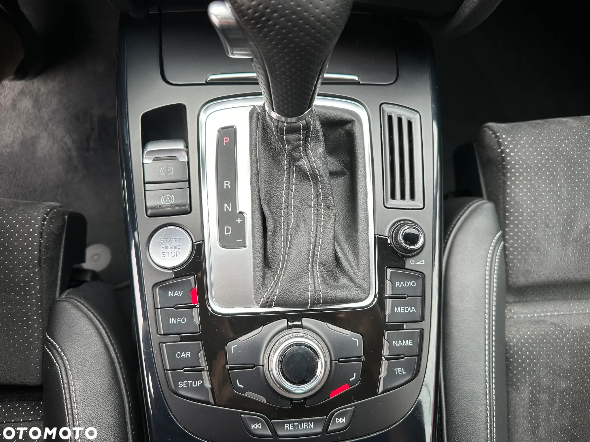 Audi A5 3.2 FSI Quattro S tronic - 17