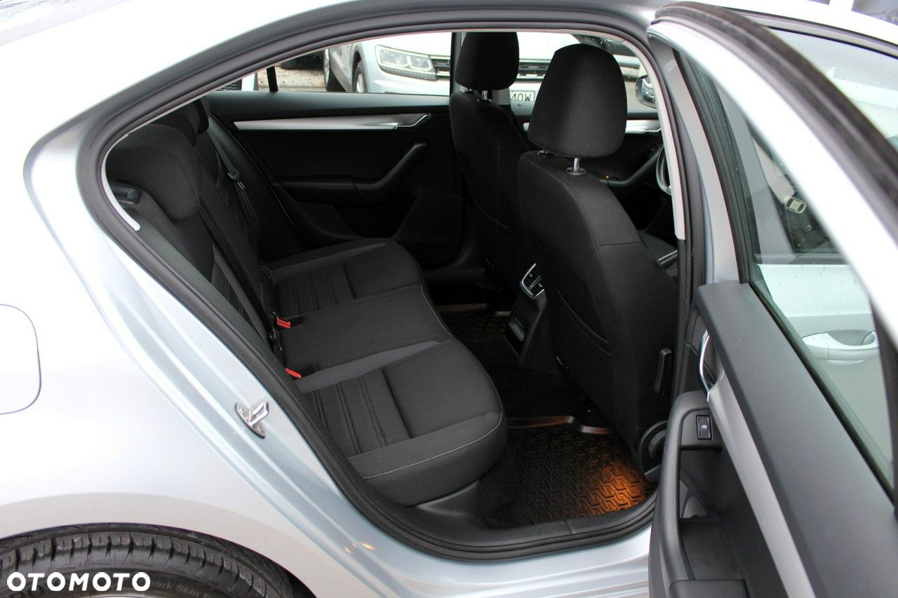 Skoda Octavia - 12