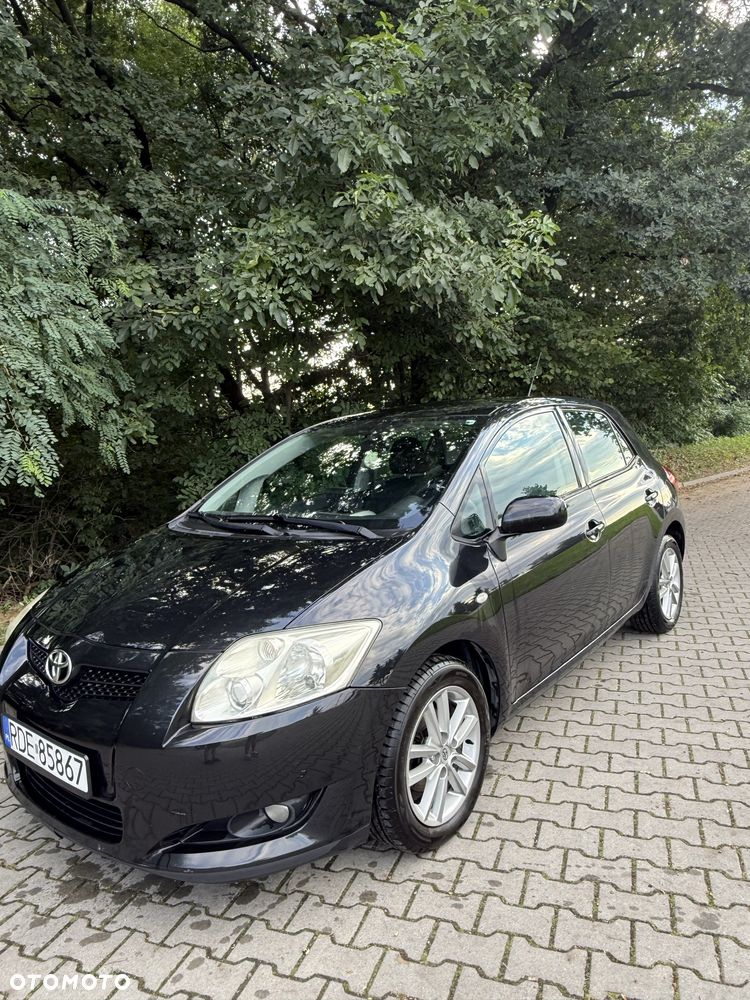 Toyota Auris - 2