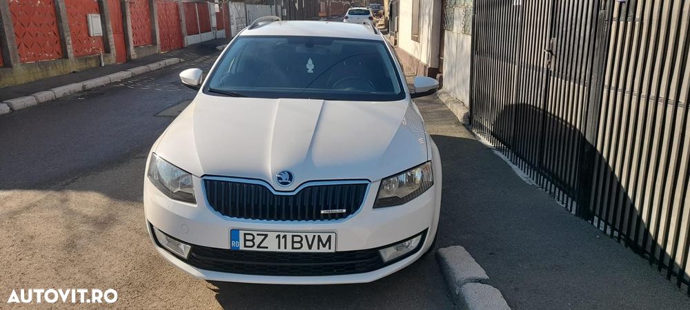 Skoda Octavia 1.6 TDI GREENLINE - 1