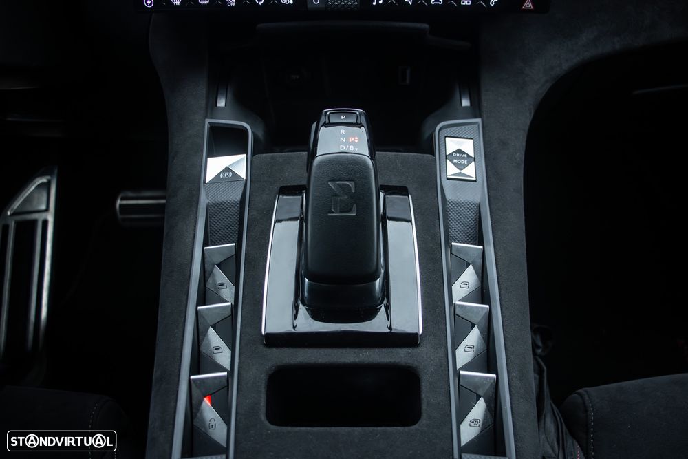 DS DS7 Crossback E-Tense Performance Line EAT8 - 10