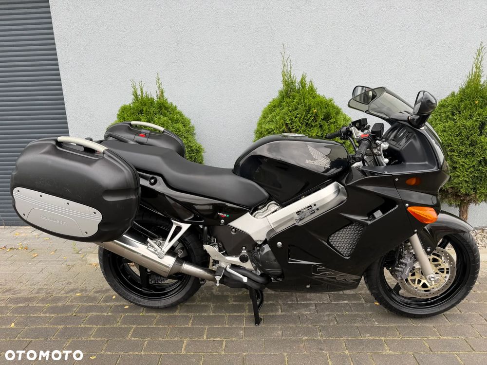 Honda VFR - 26