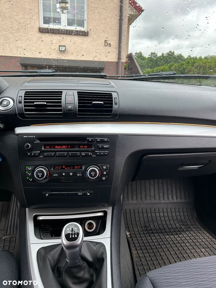 BMW Seria 1 118d - 10
