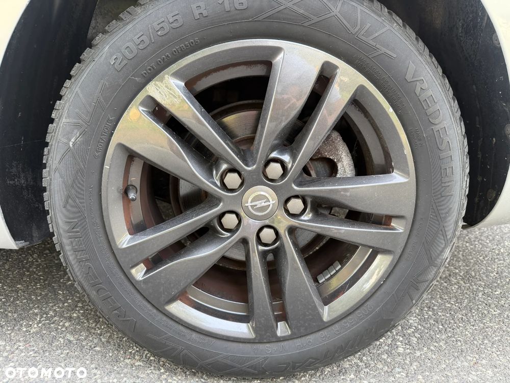 Opel Astra 1.4 Turbo Start/Stop Automatik Edition - 28