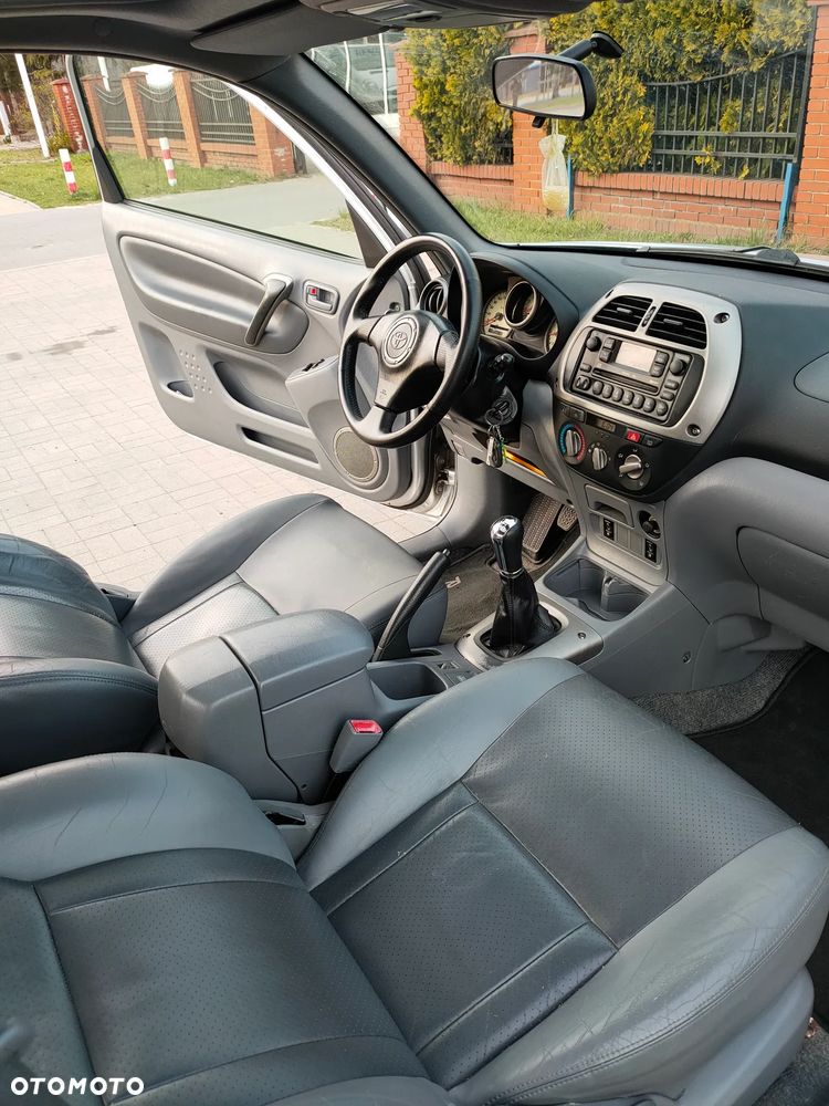 Toyota RAV4 4x4 Executive - 17