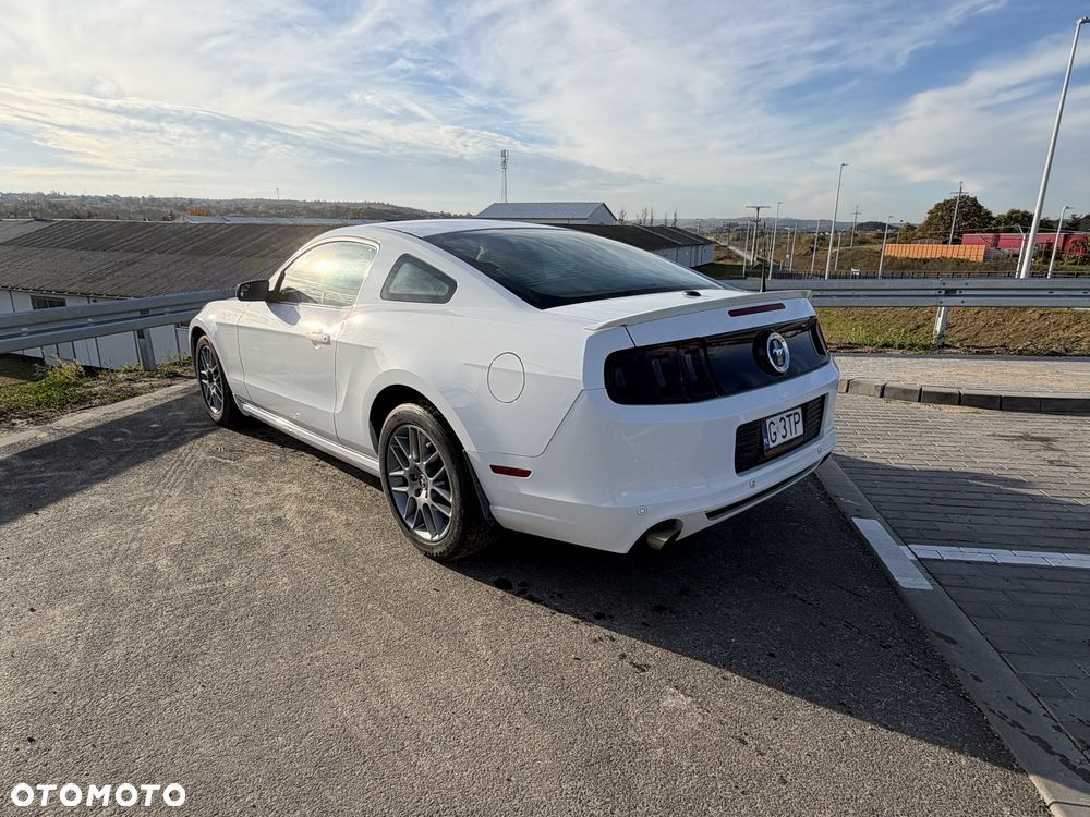 Ford Mustang - 5