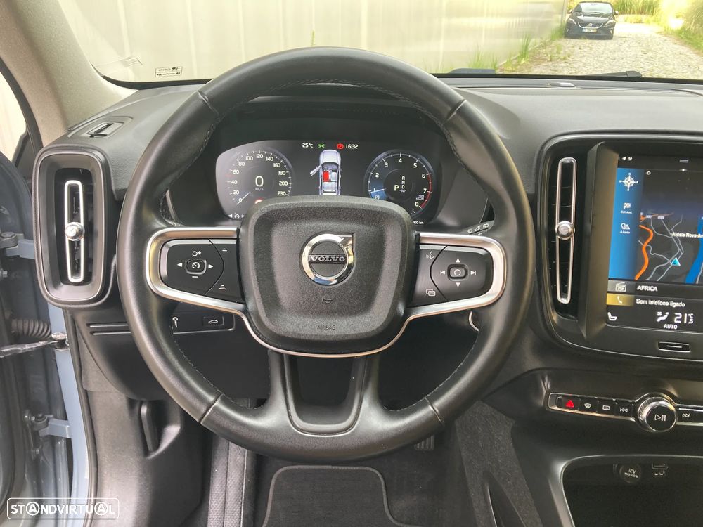 Volvo XC 40 T2 Essential Aut. - 13