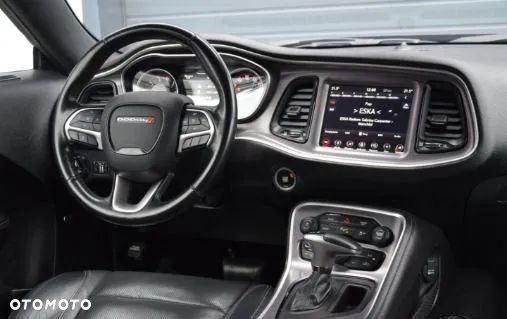Dodge Challenger 3.6 SXT Plus - 12