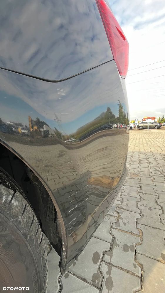 Toyota Avensis 2.0 D-4D Premium - 7