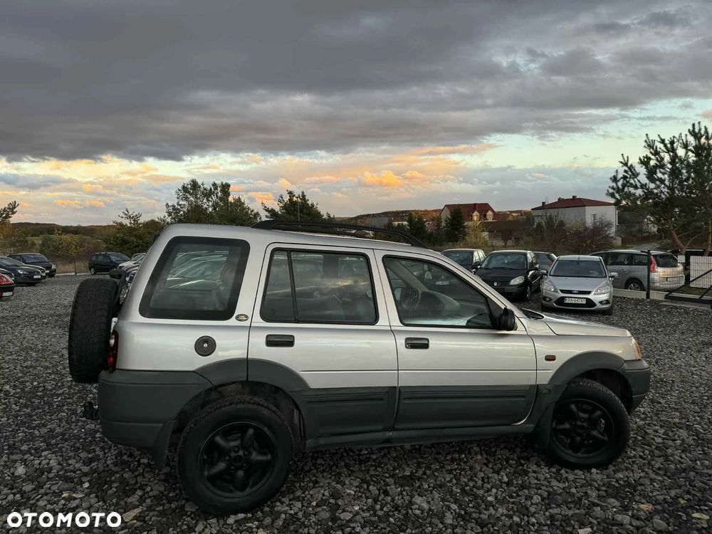Land Rover Freelander 2.0 D - 4