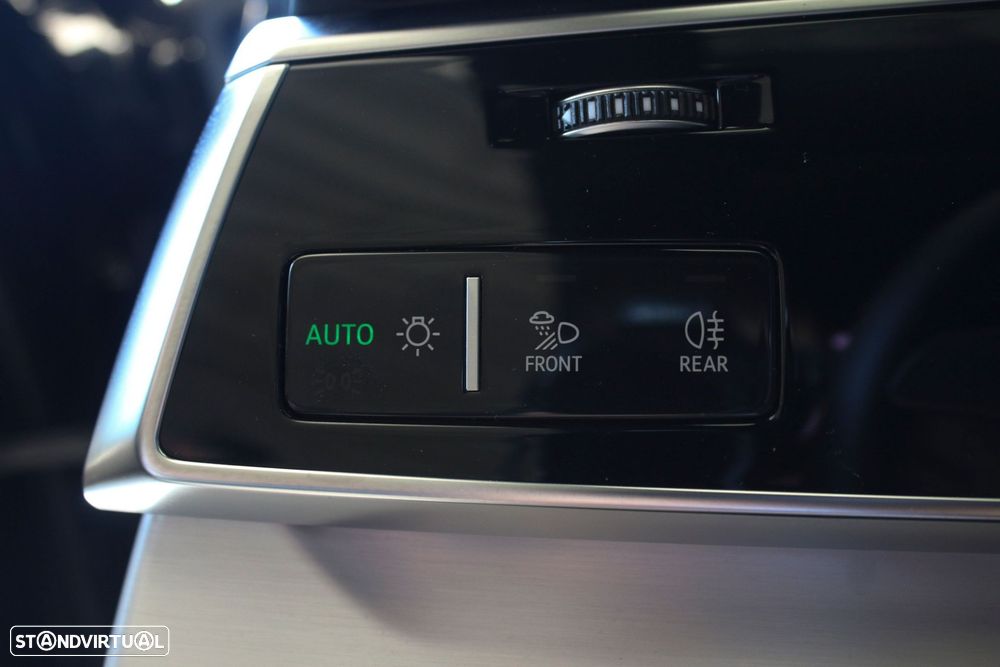 Audi Q8 55 TFSIe quattro Tiptronic - 35