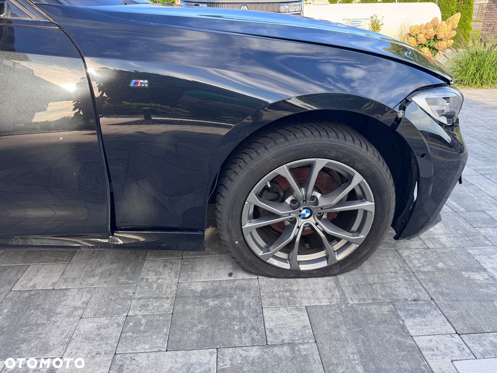 BMW Seria 3 320d xDrive M Sport - 18