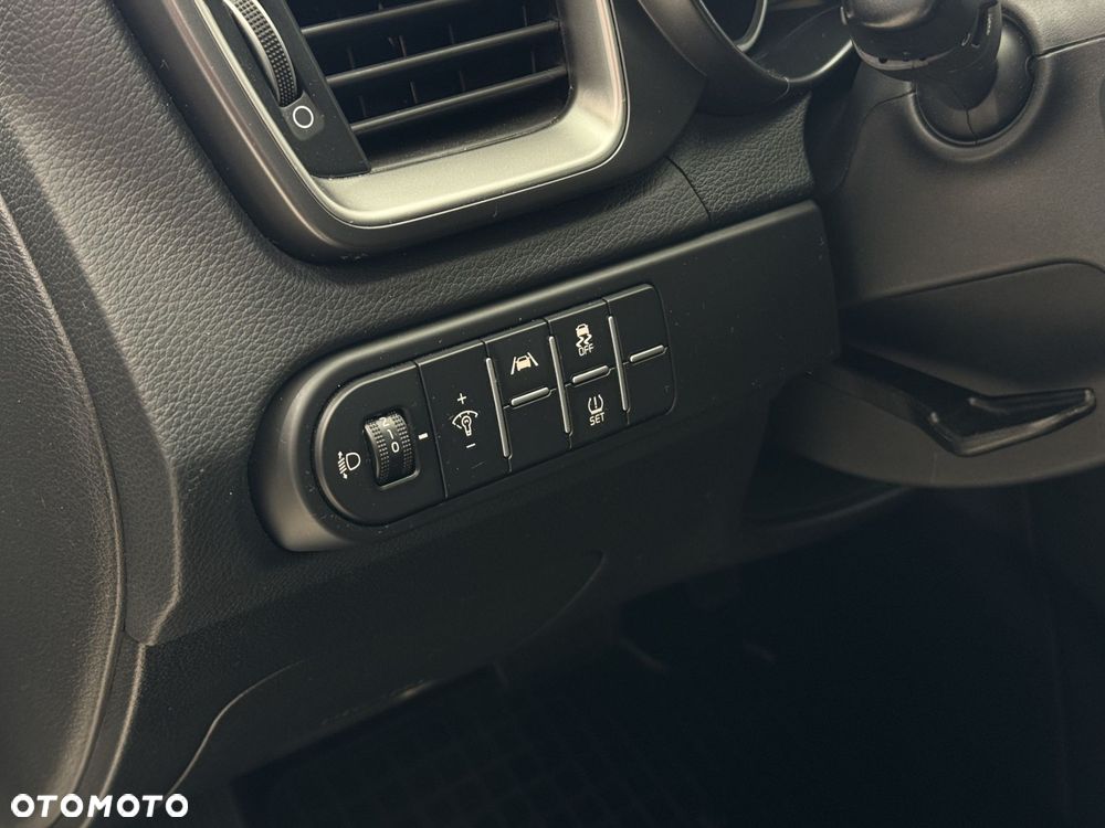 Kia Ceed 1.5 T-GDI M DCT - 21