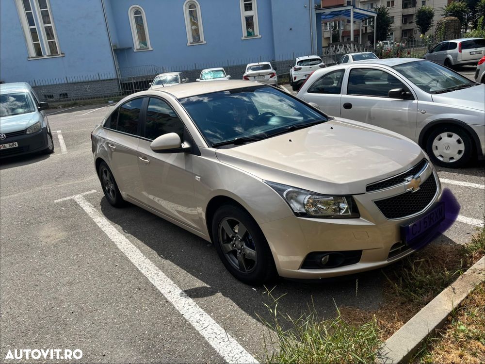 Chevrolet Cruze 1.6 Ecotec LT+ - 3