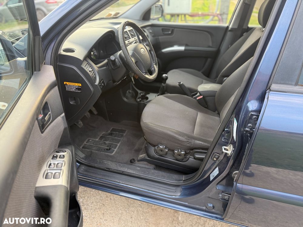 Kia Sportage 2.0i 4x2 Classic - 8