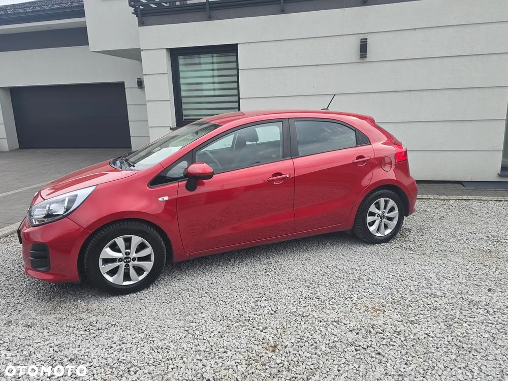 Kia Rio 1.2 Edition 7 - 10