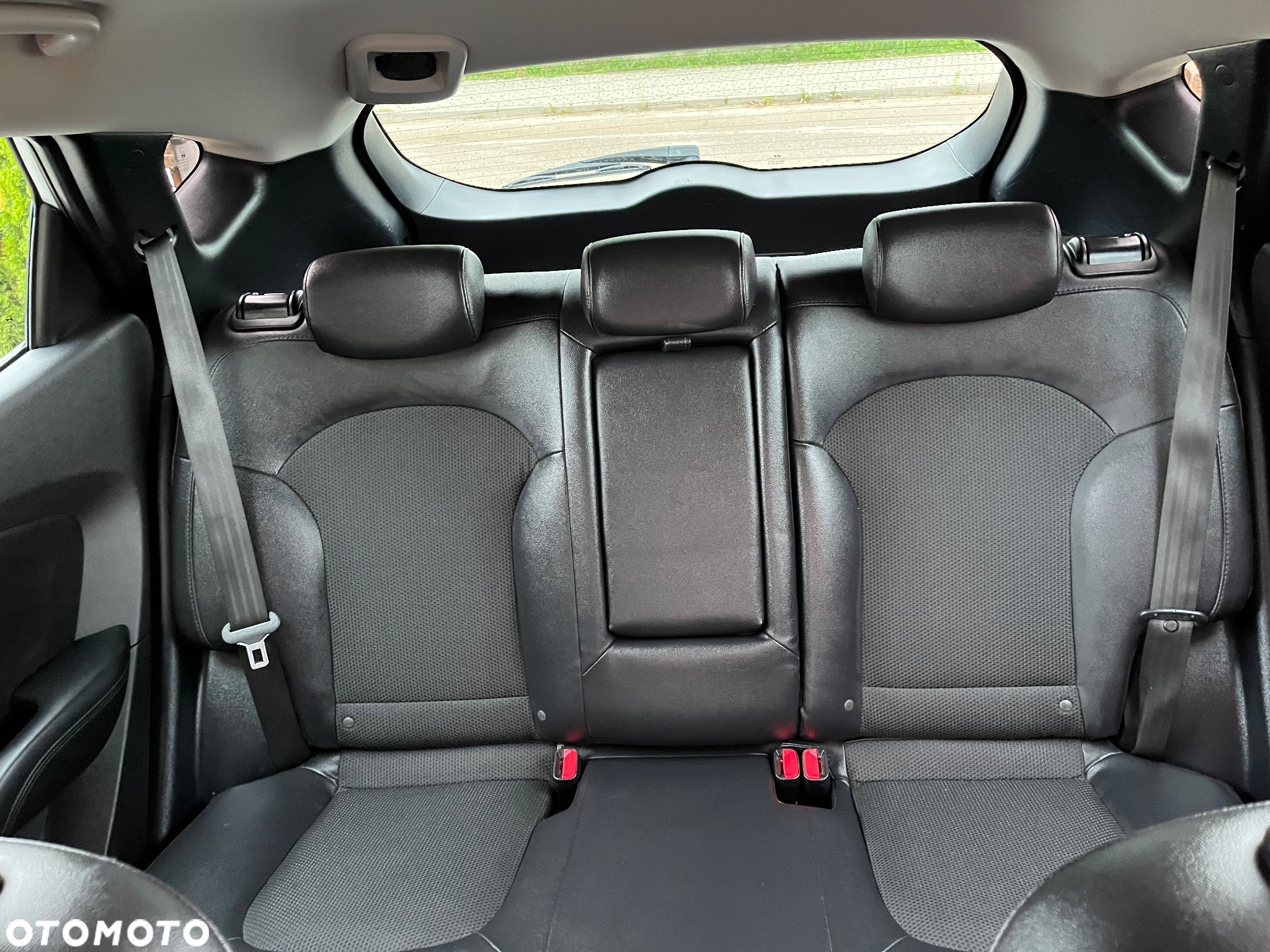 Hyundai ix35 2.0 CRDi 2WD Trend - 11