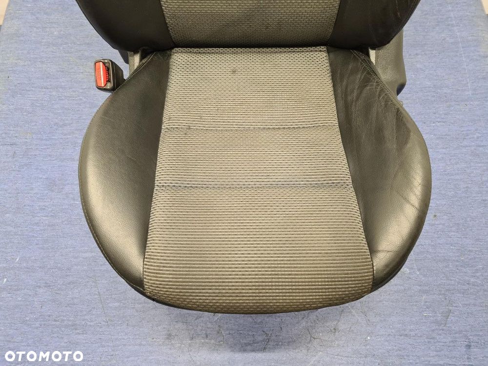 MAZDA 6 FOTEL KIEROWCY. - 3
