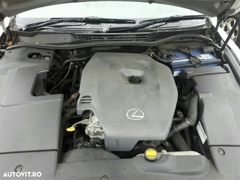 Usa stanga fata Lexus IS 2006 Berlina 2.2 - 11