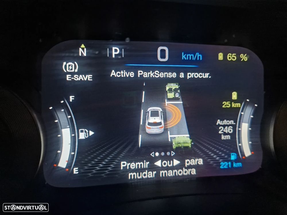 Jeep Compass - 35