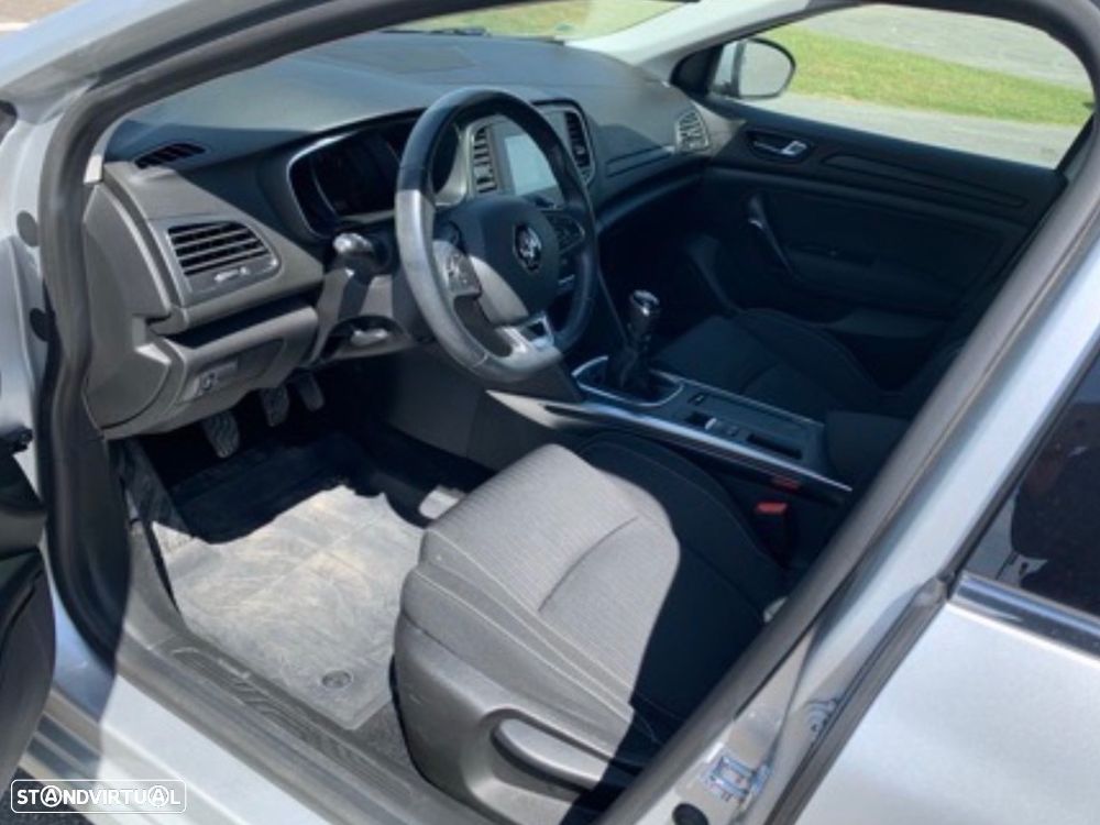 Renault Mégane ENERGY dCi 110 LIMITED - 6