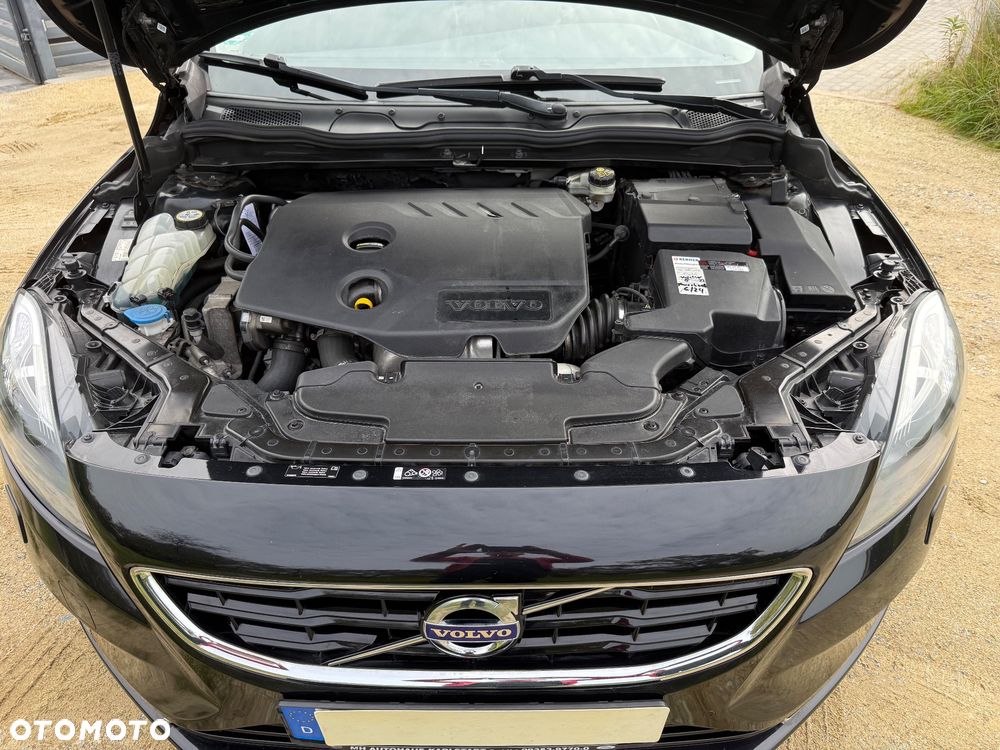 Volvo V40 D2 Momentum - 31