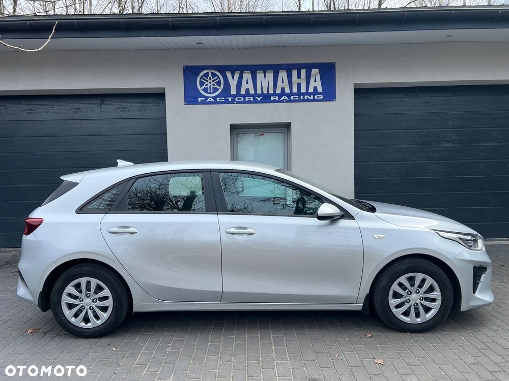 Kia Ceed 1.5 T-GDI M - 3