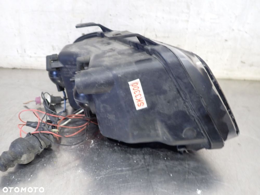 LAMPA LEWA PRZEDNIA SOCZEWKA AUDI A4 B5 - 9