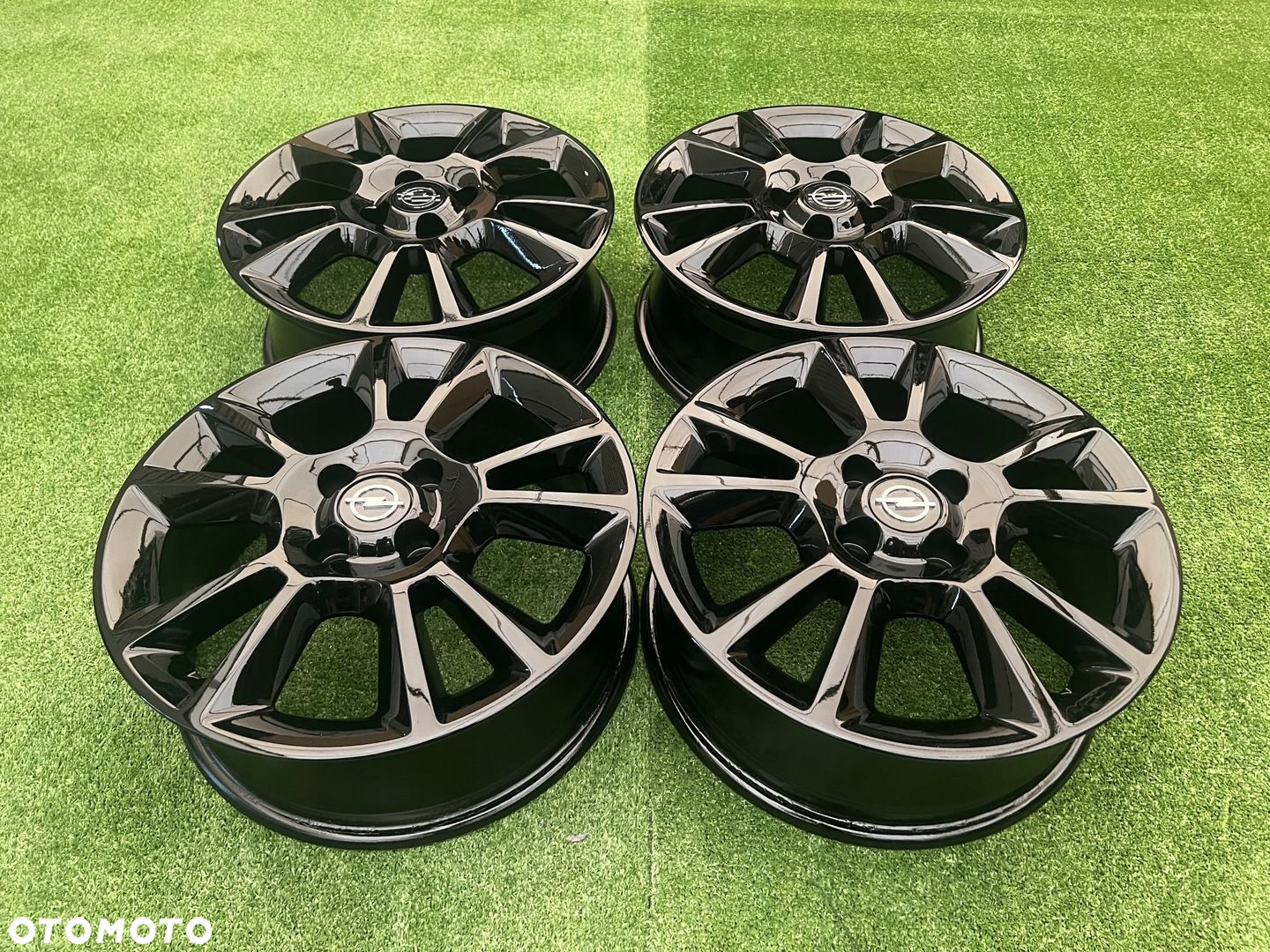 KOMPLET FELG FELGI ALU OPEL CORSA ADAM CARL 16 4X100 ET41 ORYGINALNE - 4
