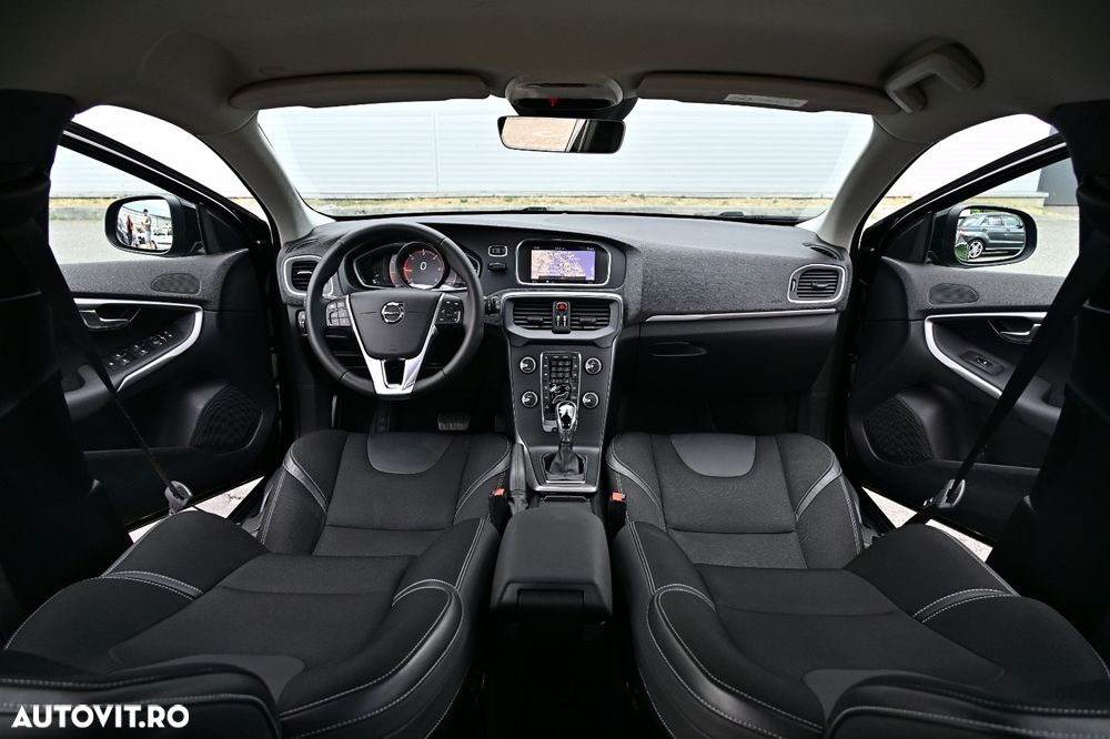 Volvo V40 - 8