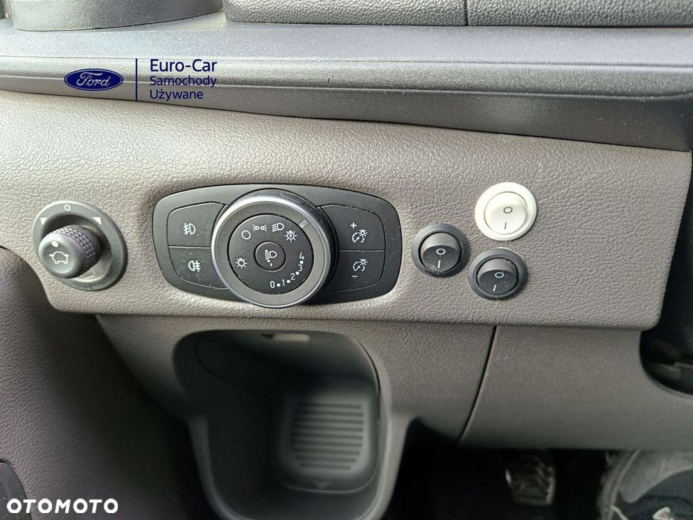 Ford Transit - 21