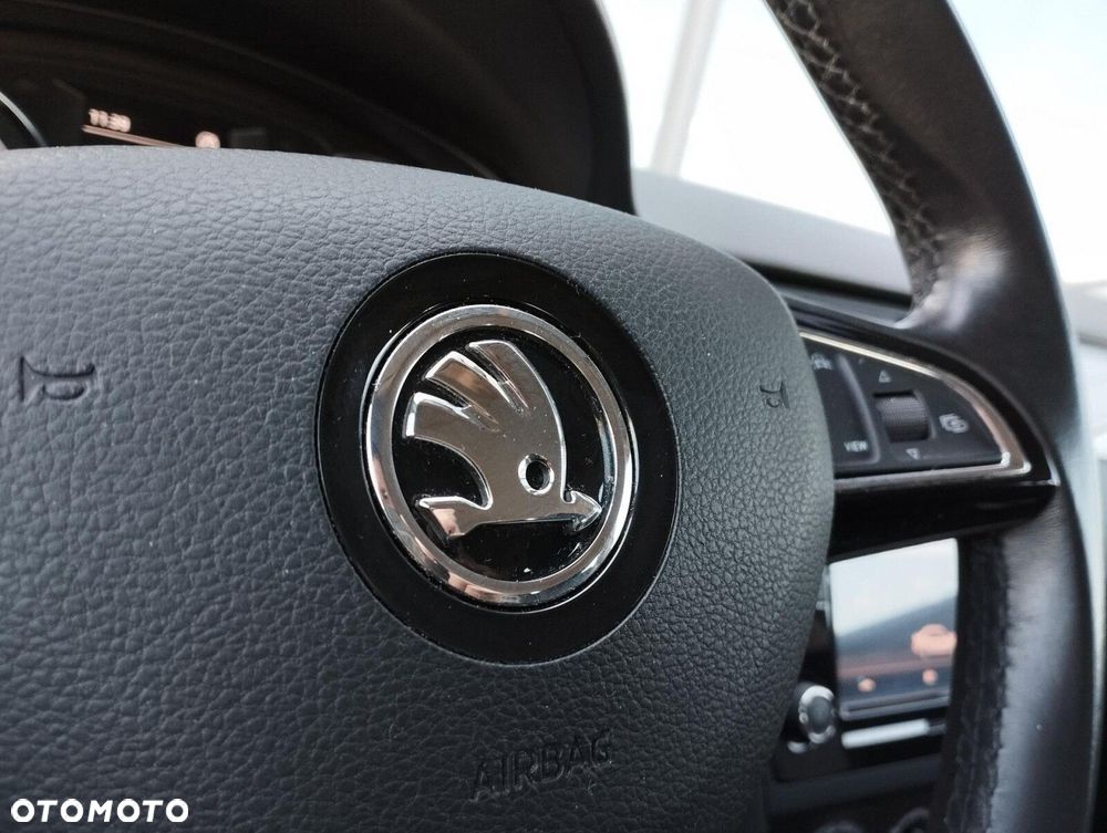 Skoda RAPID 1.0 TSI Ambition - 15