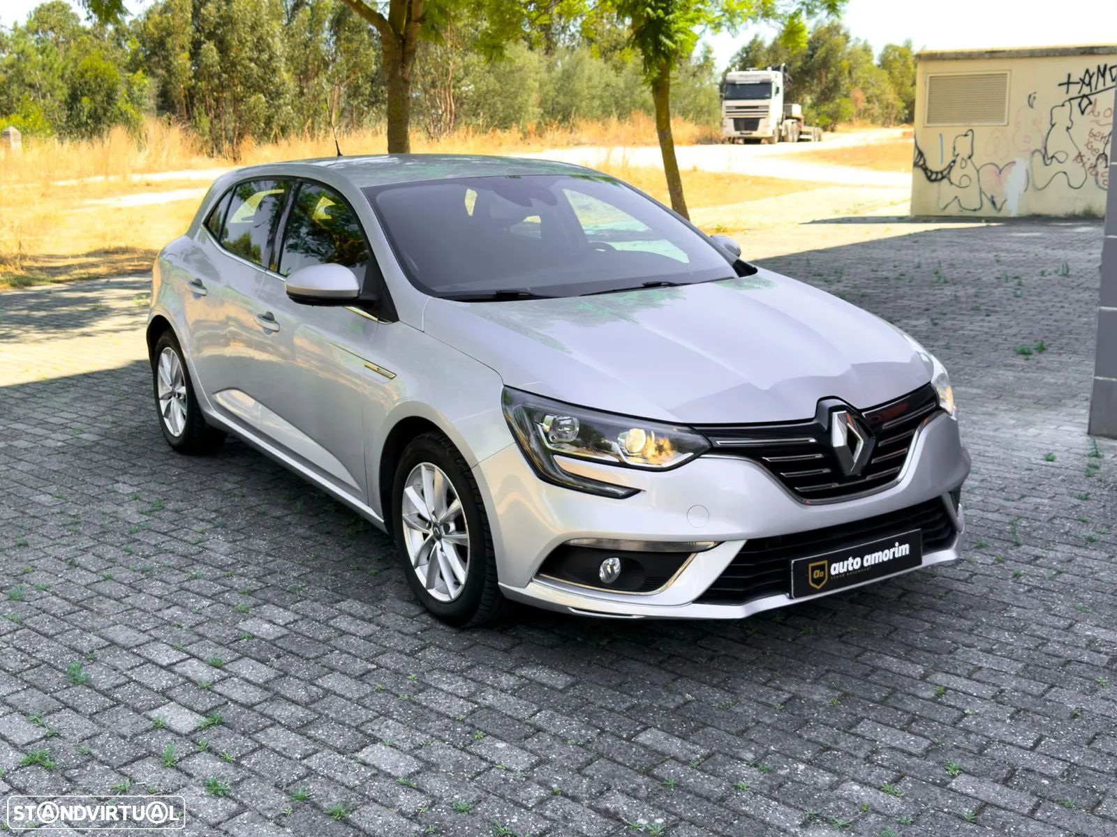 Renault Mégane 1.5 dCi Intens - 1
