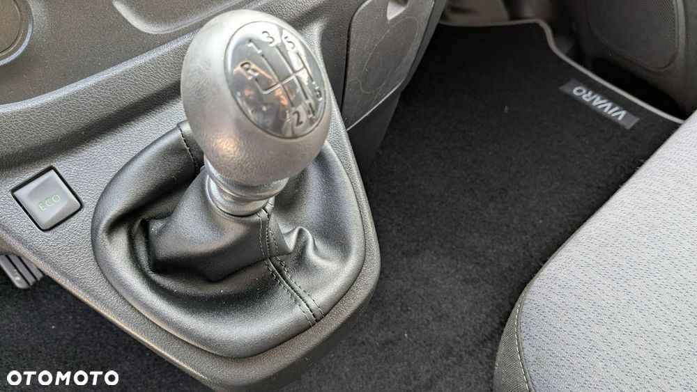 Opel Vivaro - 28