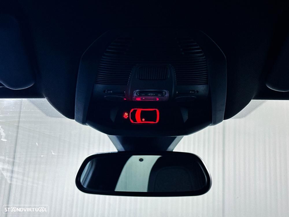 Peugeot 3008 1.2 Hybrid Allure Pack e-DCS6 - 24