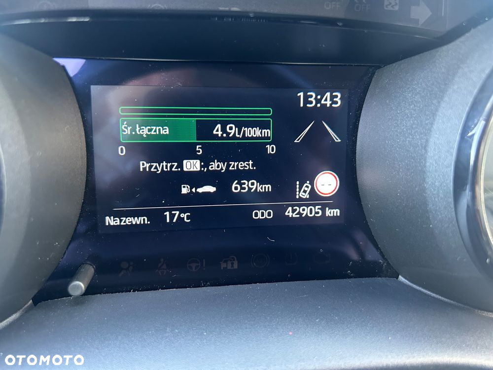 Toyota Yaris - 12