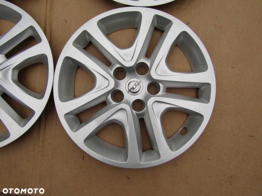 1x Kołpak Strukturalny 16 Opel Astra J IV  benzyna  K V Mokka 5x105 - 11