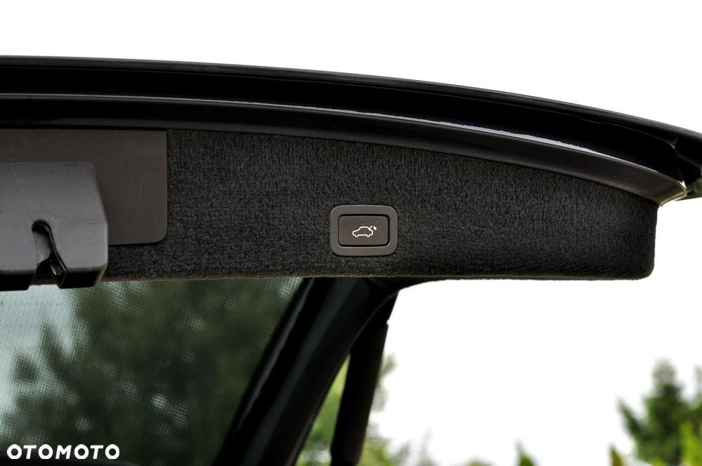Volvo XC 60 D4 R-Design Summum - 17