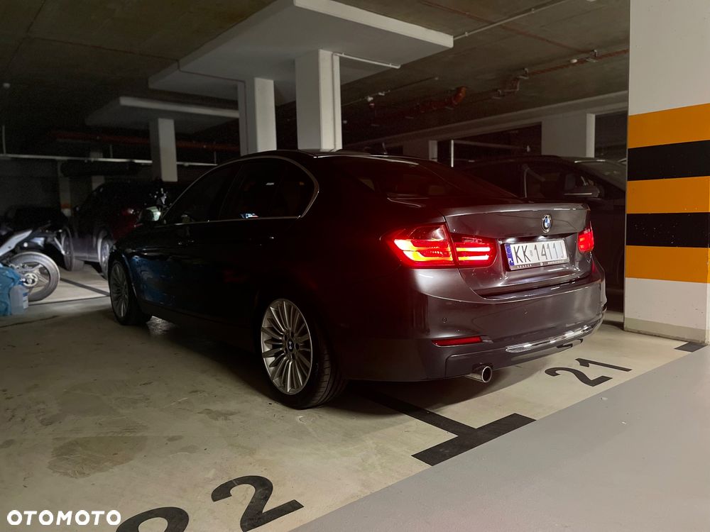 BMW Seria 3 - 34